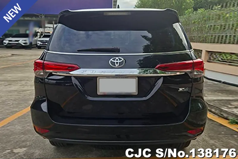 2019 Toyota / Fortuner Stock No. 138176