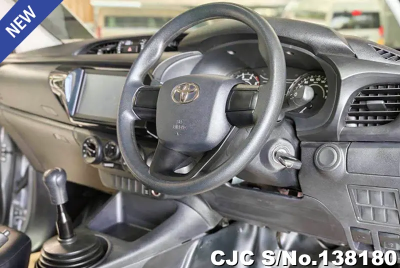 2022 Toyota / Hilux / Revo Stock No. 138180