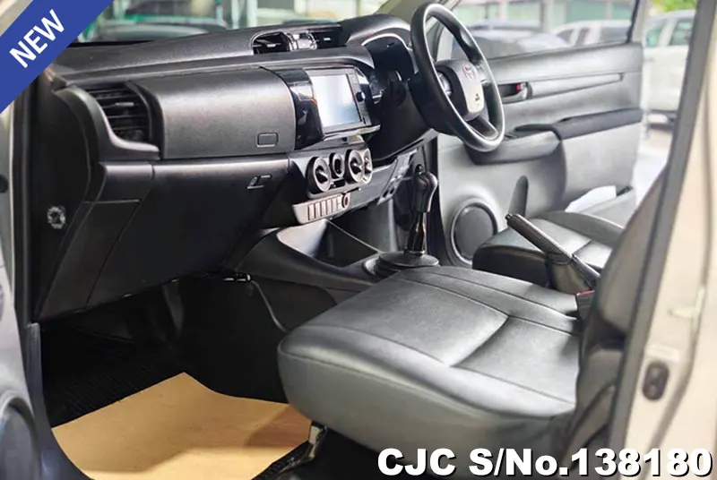 2022 Toyota / Hilux / Revo Stock No. 138180