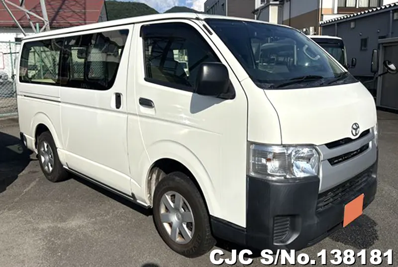 2017 Toyota / Hiace Stock No. 138181