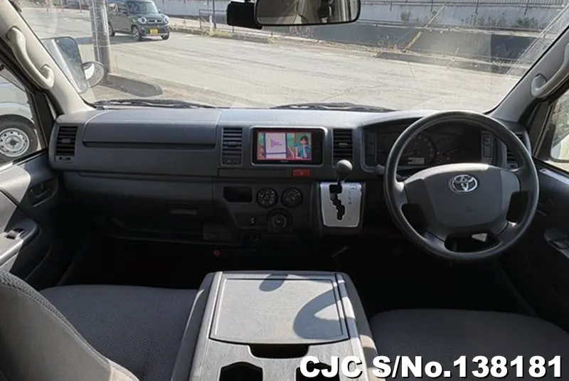 2017 Toyota / Hiace Stock No. 138181