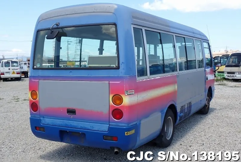 2001 Mitsubishi / Rosa Stock No. 138195