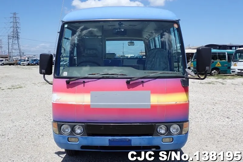 2001 Mitsubishi / Rosa Stock No. 138195
