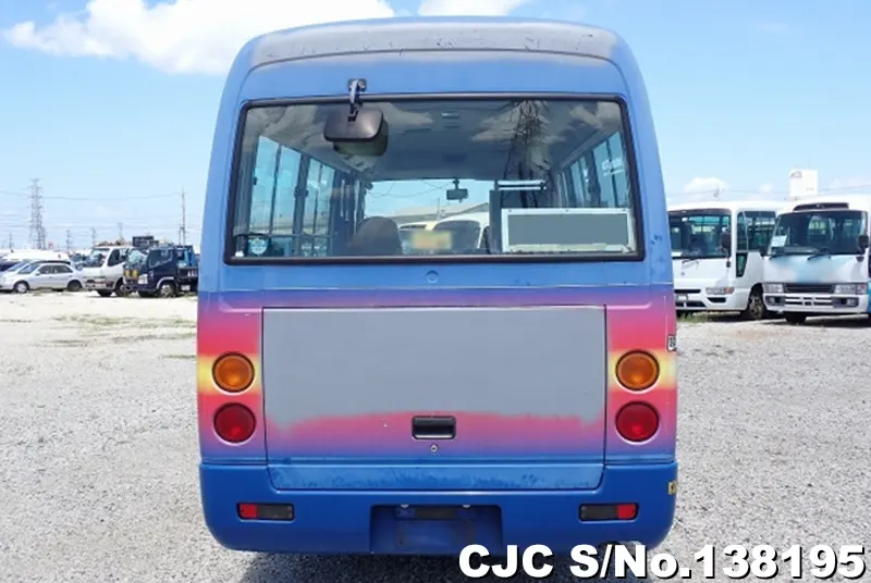 2001 Mitsubishi / Rosa Stock No. 138195