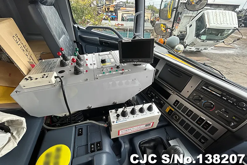2004 Hino / Hino Stock No. 138207