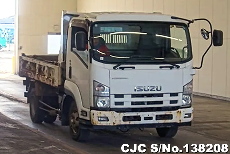 2014 Isuzu / Forward Stock No. 138208