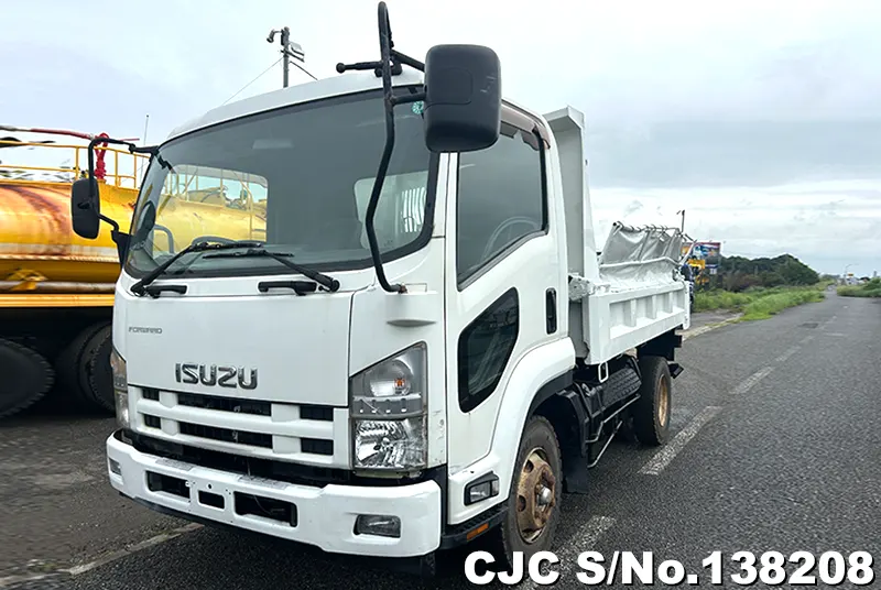 2014 Isuzu / Forward Stock No. 138208