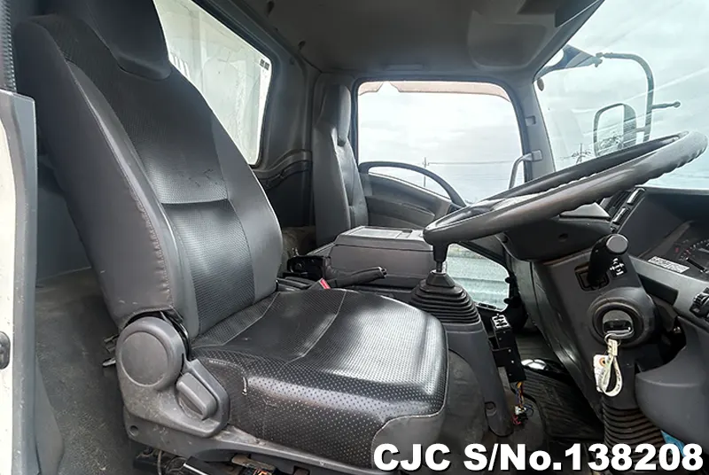 2014 Isuzu / Forward Stock No. 138208