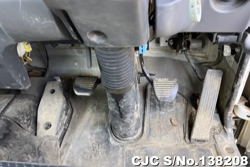 2014 Isuzu / Forward Stock No. 138208