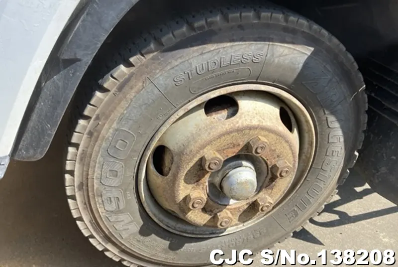 2014 Isuzu / Forward Stock No. 138208
