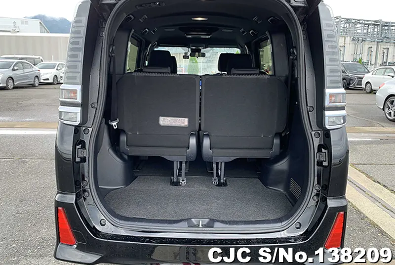2018 Toyota / Voxy Stock No. 138209