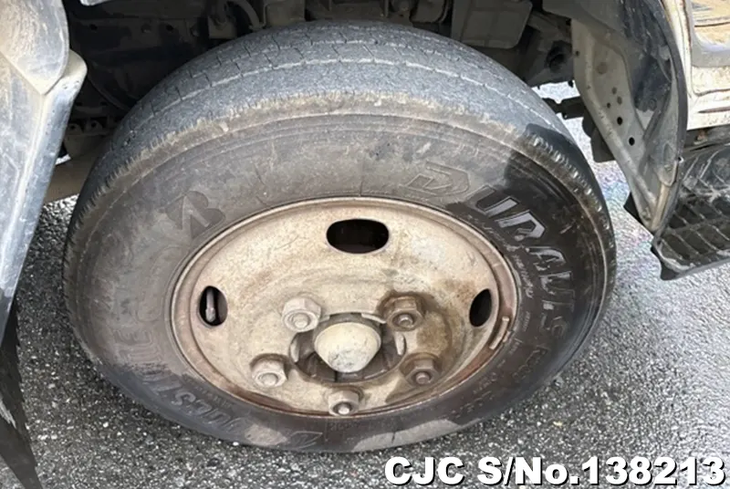 2006 Isuzu / Elf Stock No. 138213