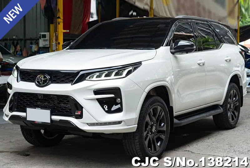2023 Toyota / Fortuner Stock No. 138214