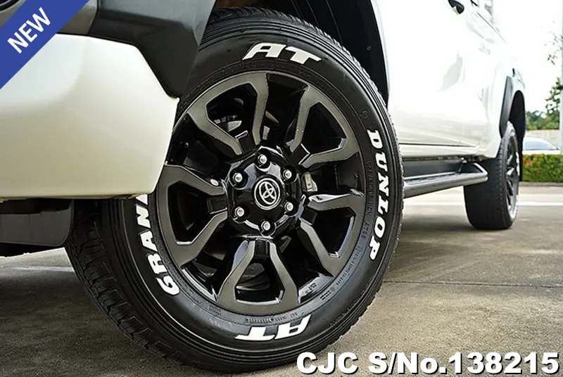 2023 Toyota / Hilux / Revo Rocco Stock No. 138215