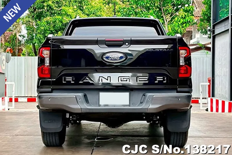 Ford Ranger in Absolute Black for Sale Image 3
