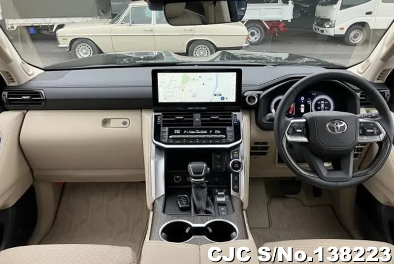 2025 Toyota / Land Cruiser Stock No. 138223