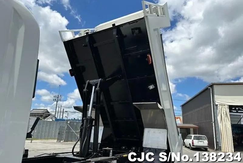 2025 Isuzu / Forward Stock No. 138234