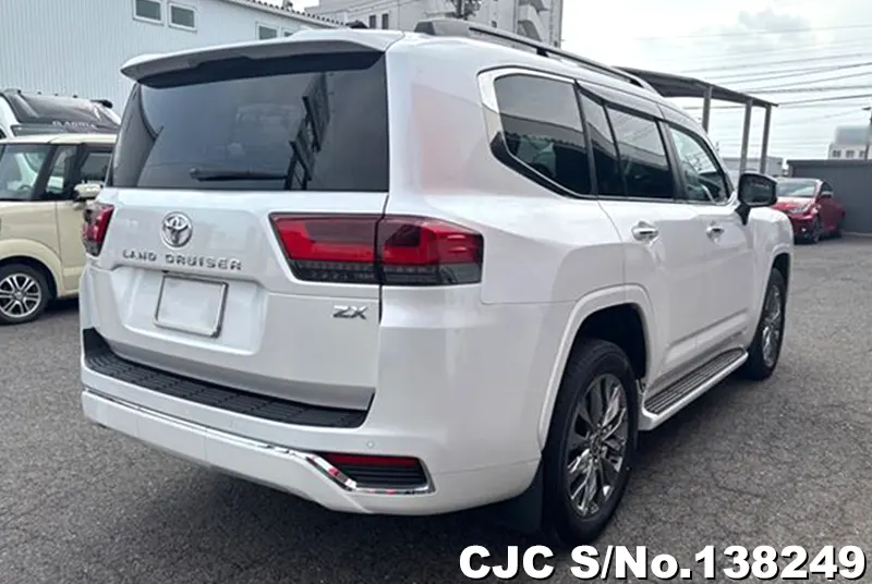 2023 Toyota / Land Cruiser Stock No. 138249