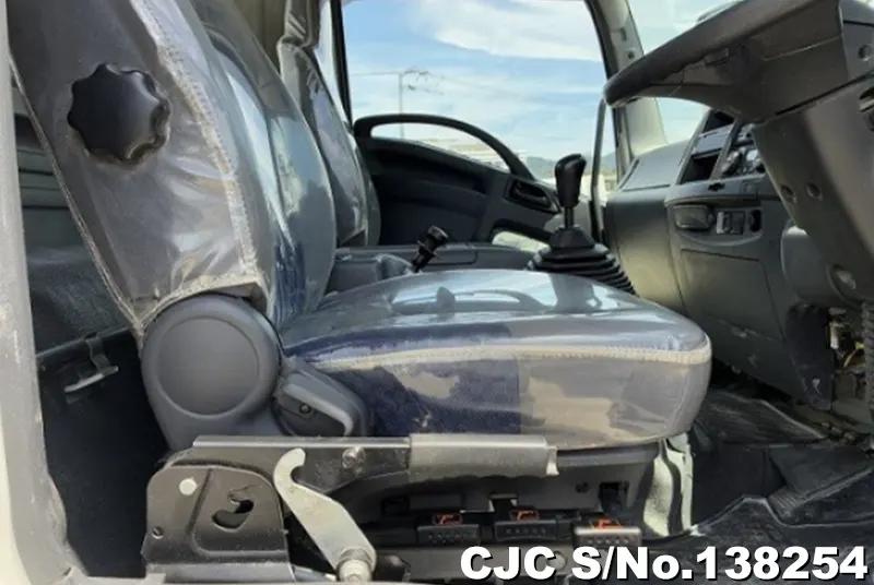 2013 Isuzu / Forward Stock No. 138254