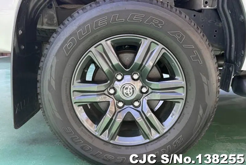2024 Toyota / Hilux Stock No. 138255
