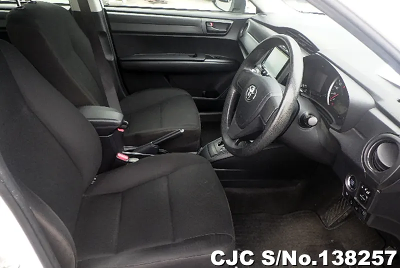 Toyota Corolla Axio in White for Sale Image 10