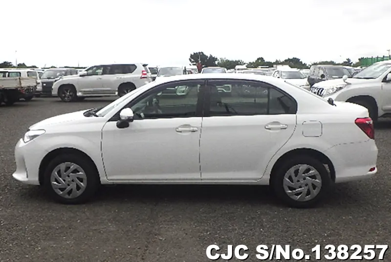 Toyota Corolla Axio in White for Sale Image 7