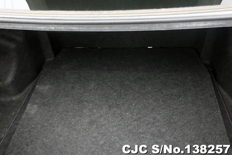 Toyota Corolla Axio in White for Sale Image 8