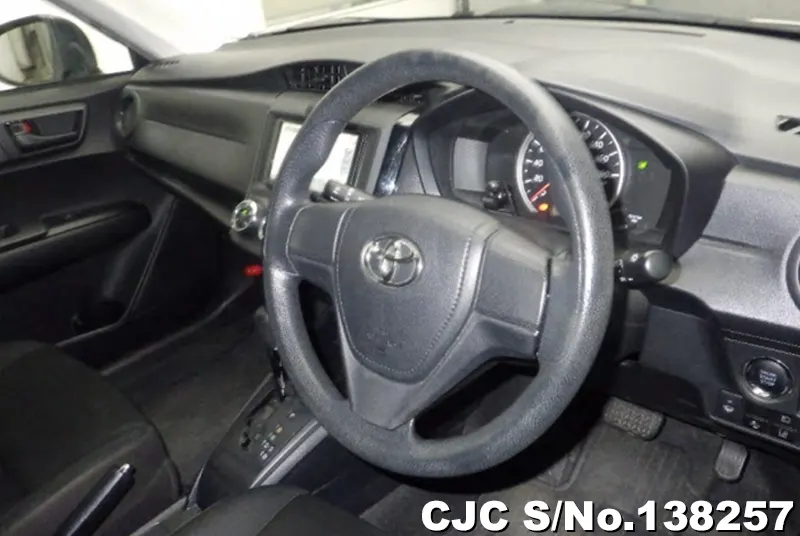 2021 Toyota / Corolla Axio Stock No. 138257