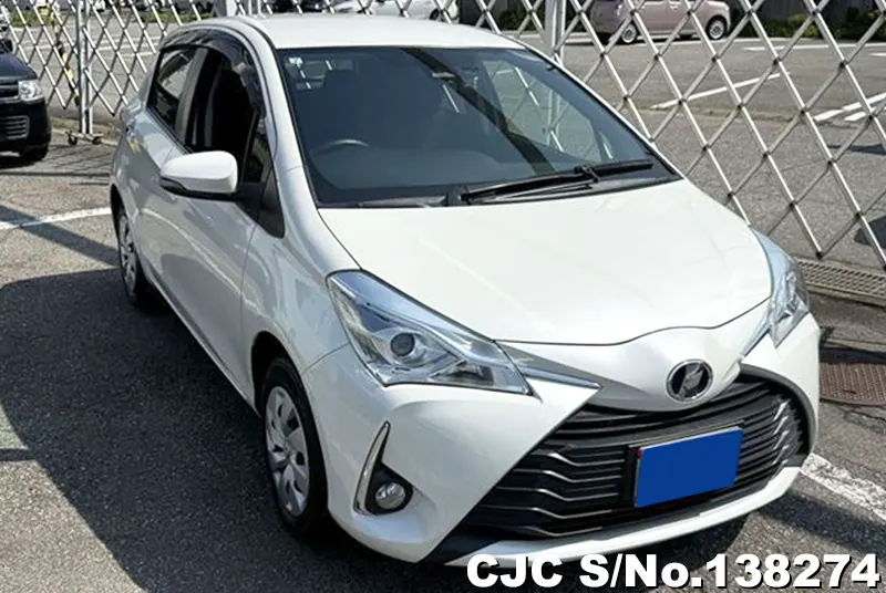 2020 Toyota / Vitz Stock No. 138274