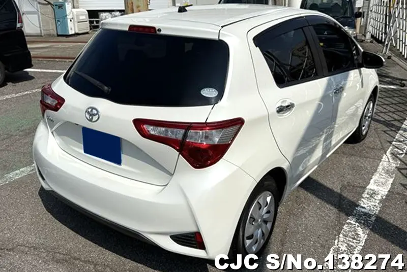 2020 Toyota / Vitz Stock No. 138274