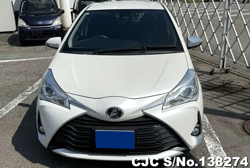 2020 Toyota / Vitz Stock No. 138274