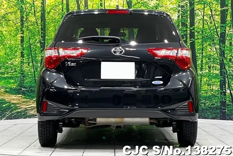 2019 Toyota / Vitz Stock No. 138275