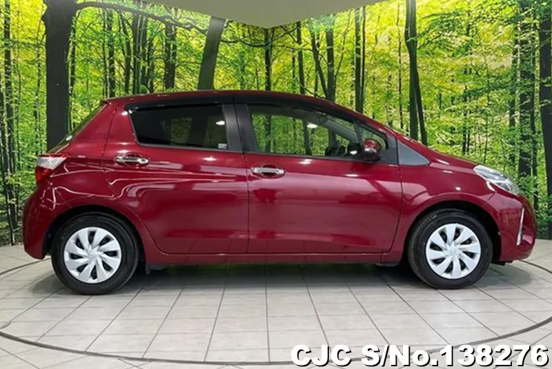 2019 Toyota / Vitz Stock No. 138276