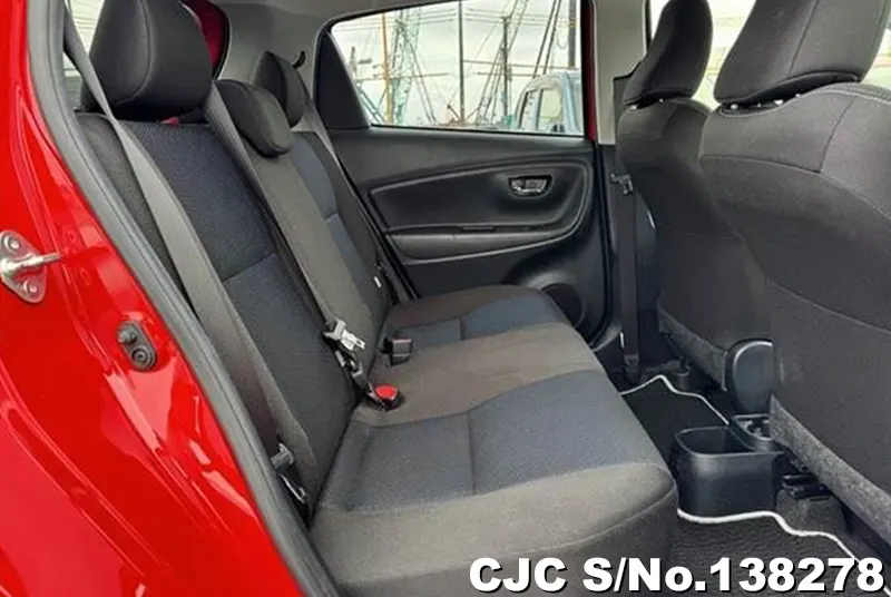 2018 Toyota / Vitz Stock No. 138278
