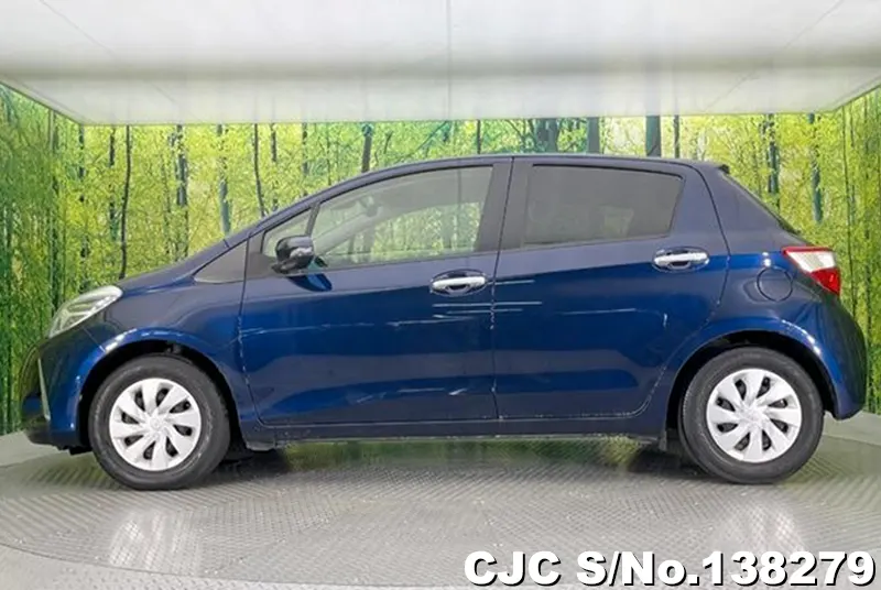 2018 Toyota / Vitz Stock No. 138279