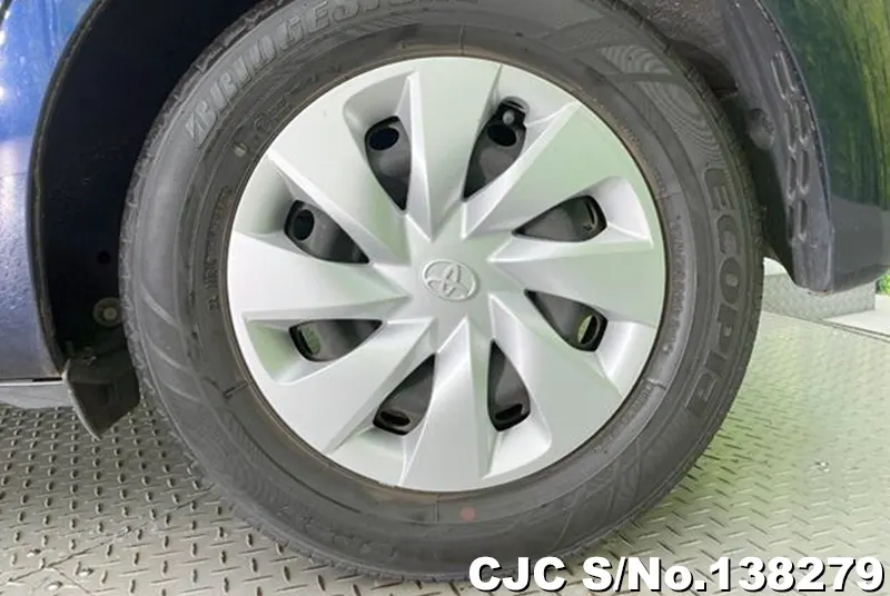2018 Toyota / Vitz Stock No. 138279