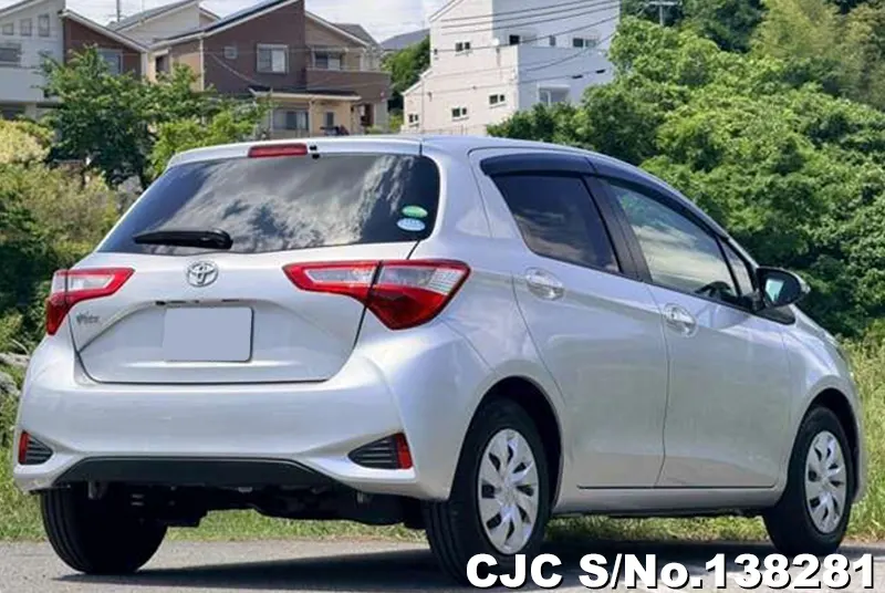 2017 Toyota / Vitz Stock No. 138281