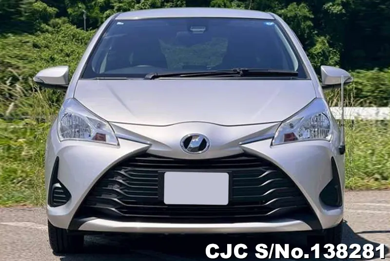 2017 Toyota / Vitz Stock No. 138281