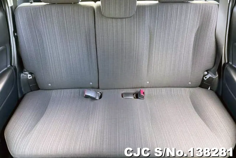 2017 Toyota / Vitz Stock No. 138281