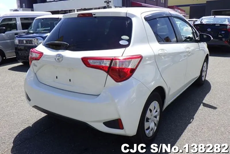 2017 Toyota / Vitz Stock No. 138282