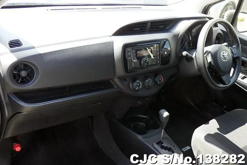 2017 Toyota / Vitz Stock No. 138282