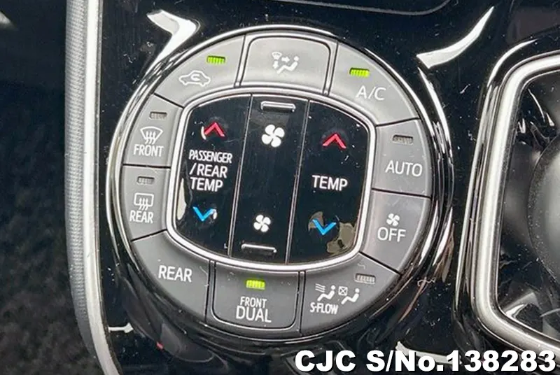 2020 Toyota / Voxy Stock No. 138283