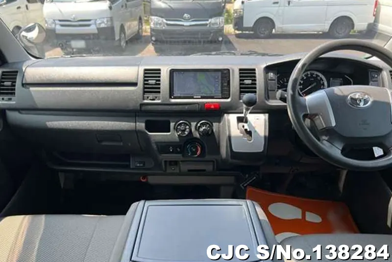 2020 Toyota / Hiace Stock No. 138284