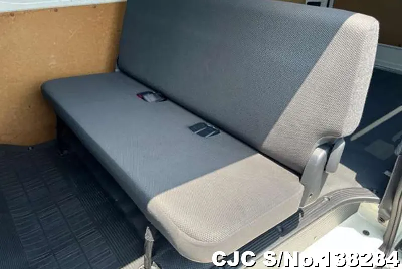 2020 Toyota / Hiace Stock No. 138284