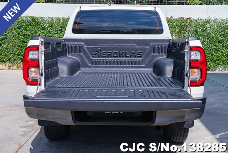 2023 Toyota / Hilux / Revo Stock No. 138285