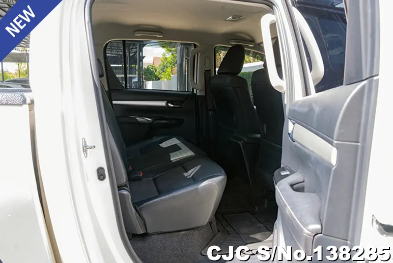 2023 Toyota / Hilux / Revo Stock No. 138285