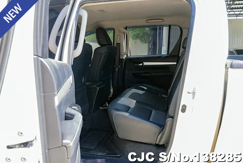 2023 Toyota / Hilux / Revo Stock No. 138285