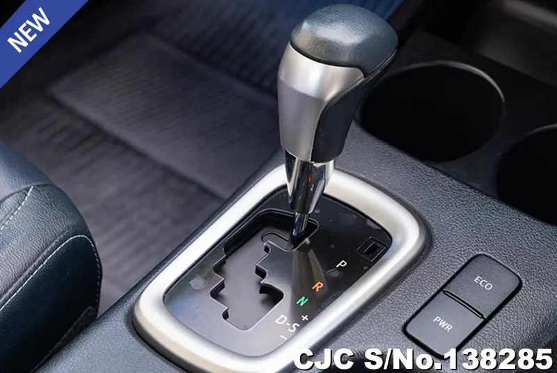 2023 Toyota / Hilux / Revo Stock No. 138285