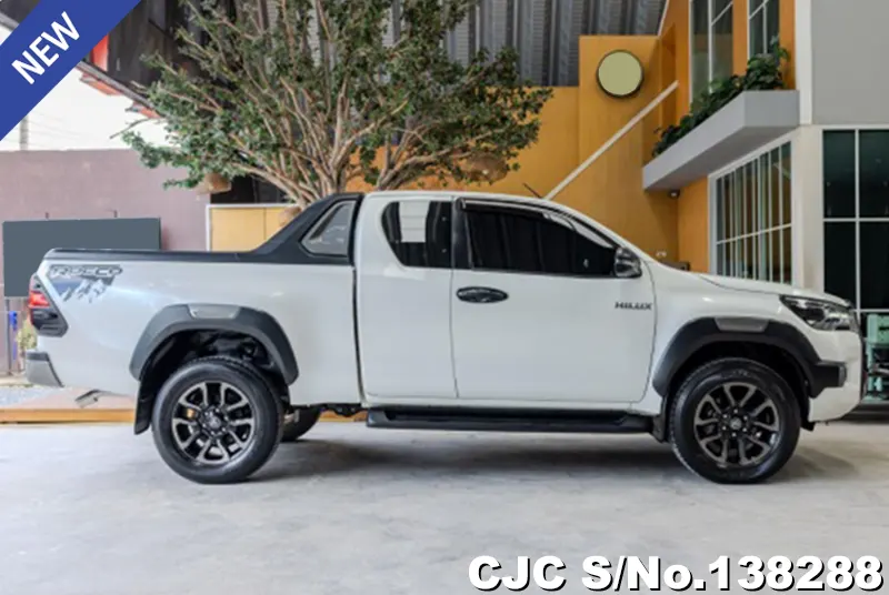2020 Toyota / Hilux / Revo Rocco Stock No. 138288