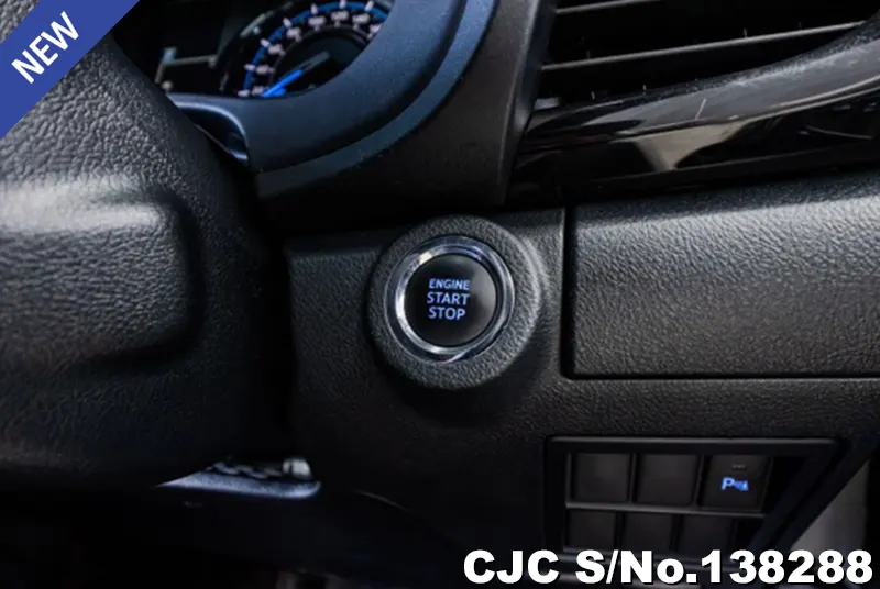2020 Toyota / Hilux / Revo Rocco Stock No. 138288